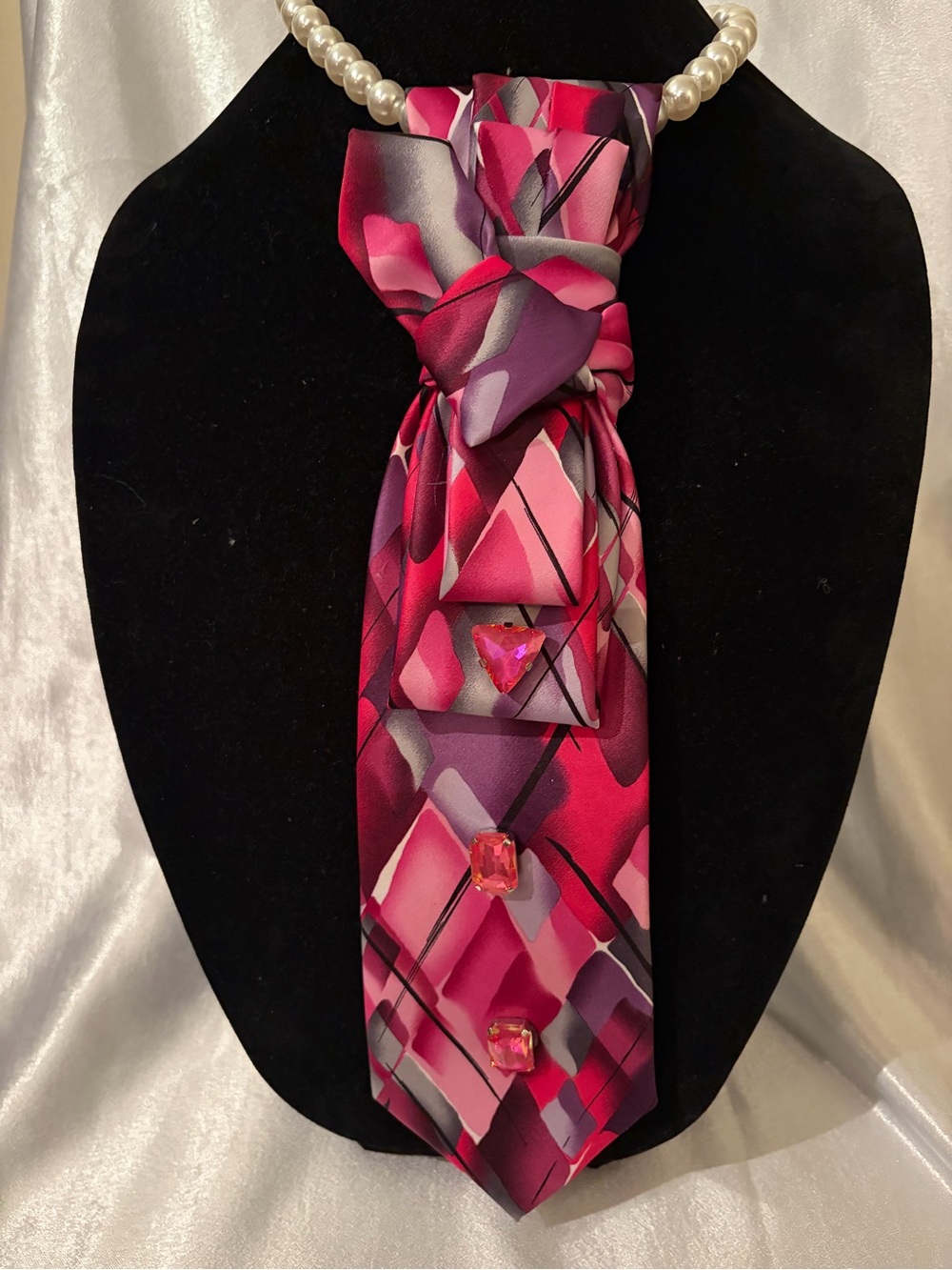 Pink Geometric Necklace Tie with Jewel Accents